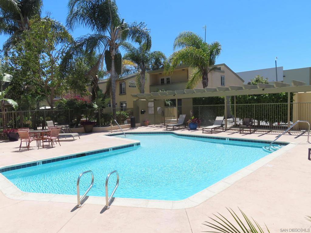 San Diego, CA 92117,5252 Balboa Arms #279