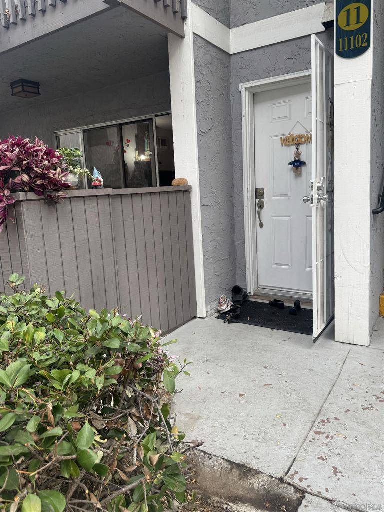 San Diego, CA 92115,6333 College Grove Way #129