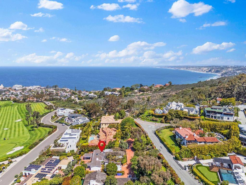 La Jolla, CA 92037,7328 Country Club Dr