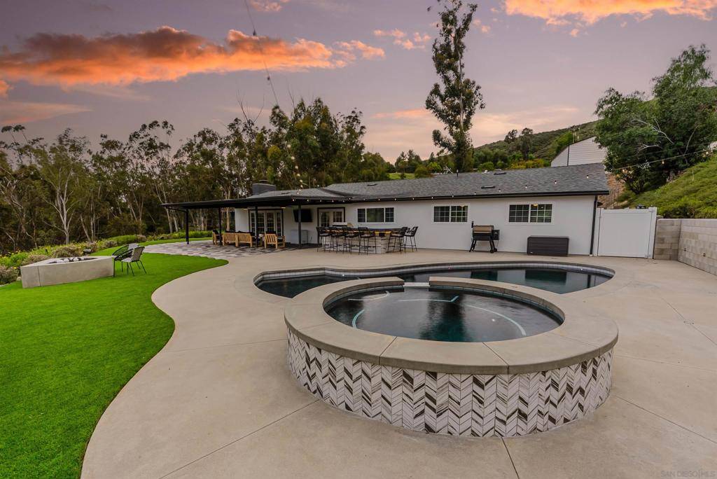 Lakeside, CA 92040,11911 Rocoso Rd
