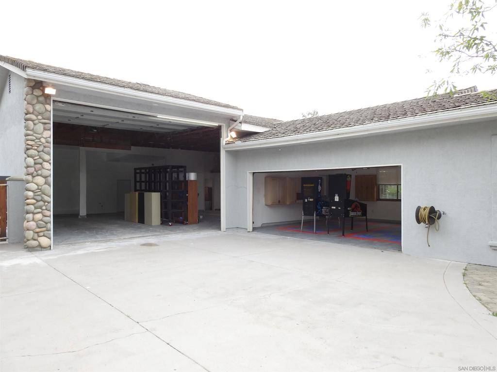 Poway, CA 92064,16334 Woodson View Rd