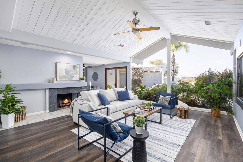 Poway, CA 92064,16334 Woodson View Rd
