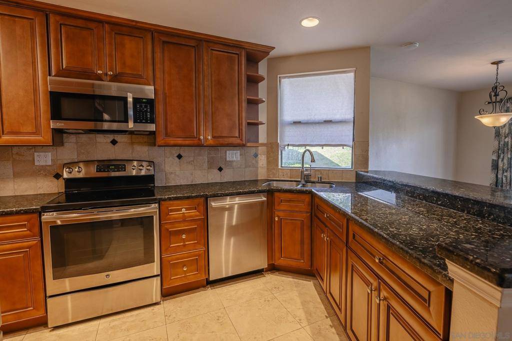 San Diego, CA 92111,1535 Northrim Ct #254