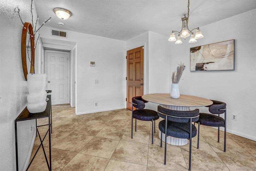 2560 C St #33 San Diego, CA 92102