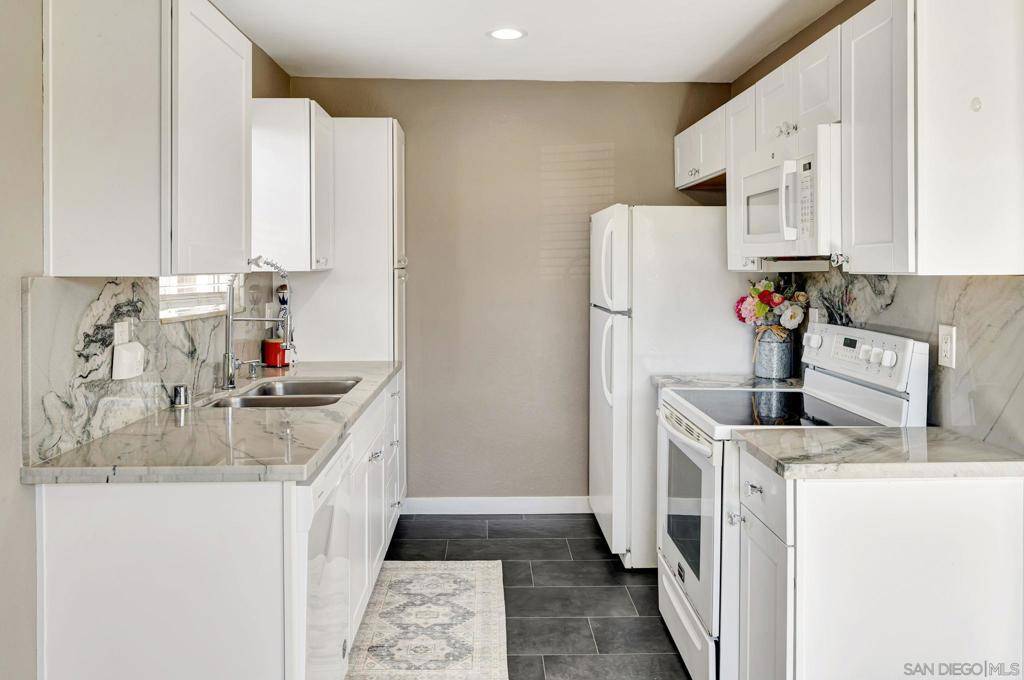 San Diego, CA 92126,11179 Kelowna Rd #18