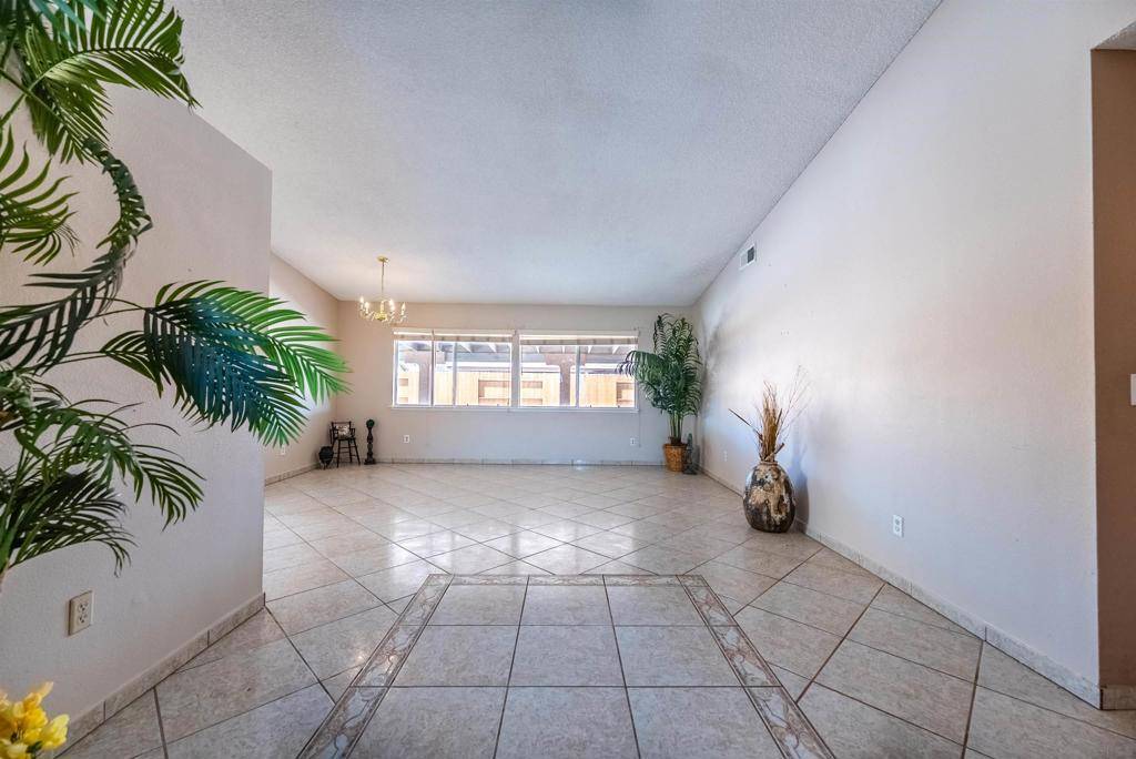 Brawley, CA 92227,909 Jennifer St