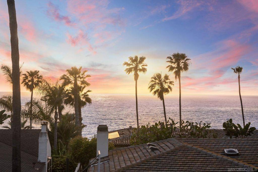 La Jolla, CA 92037,6423 Avenida Cresta