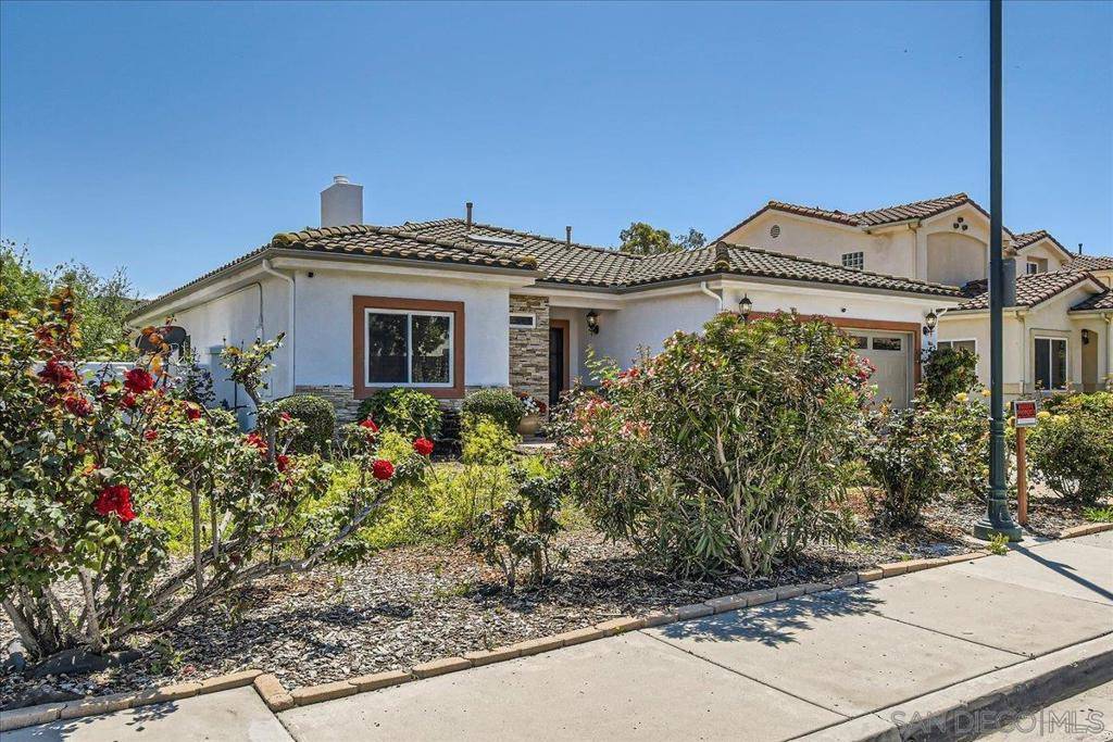 Poway, CA 92064,12709 Oak Knoll Rd,