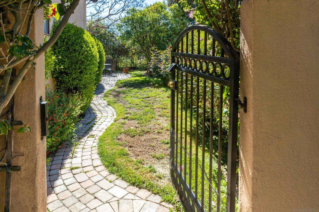 San Diego, CA 92130,4625 Belvista Ct