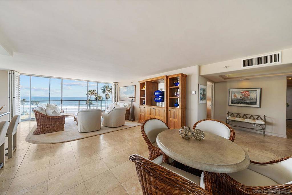 Coronado, CA 92118,1780 Avenida Del Mundo #409