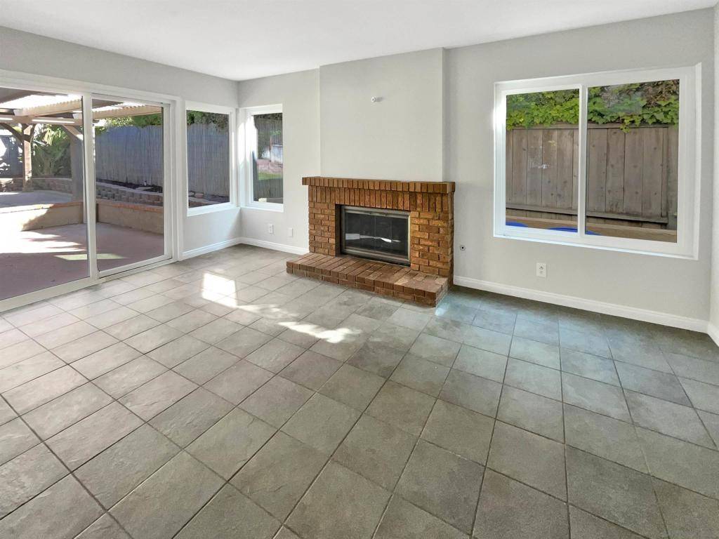 San Diego, CA 92129,13121 Ireland Ln