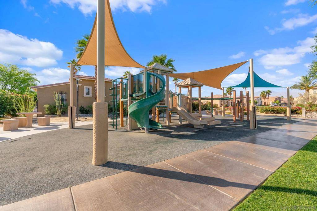 Indio, CA 92203,40621 Amador Dr