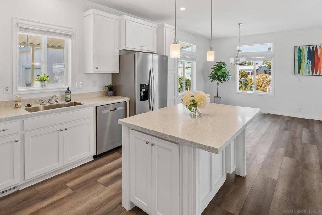 Oceanside, CA 92058,221 N El Camino Real #39