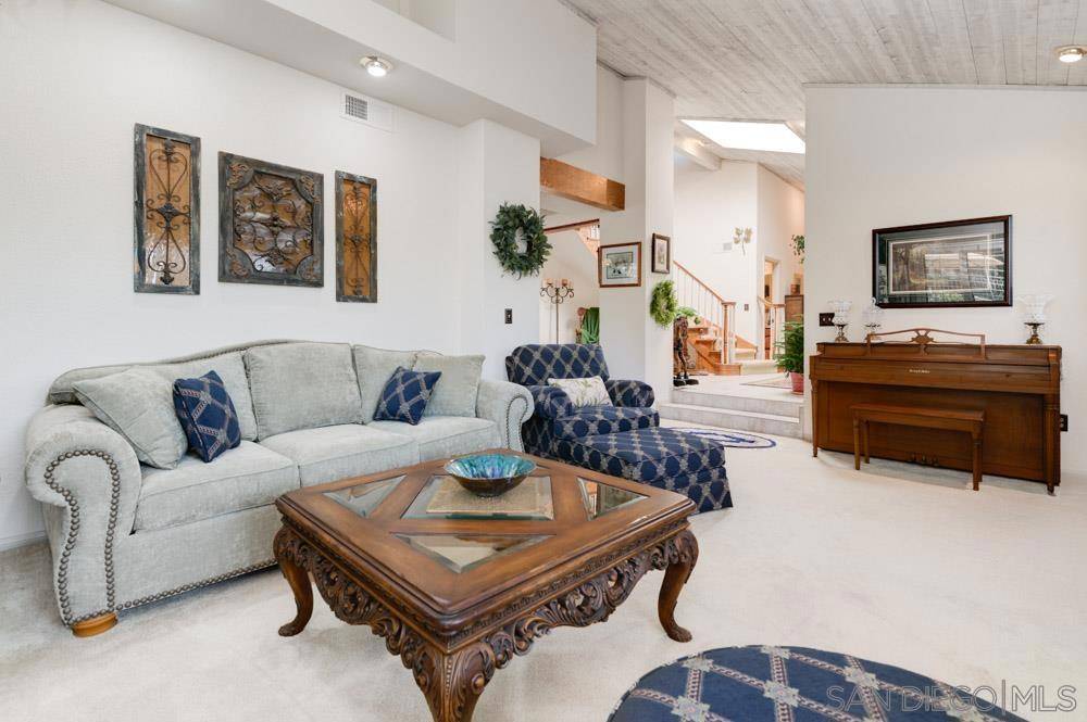 Poway, CA 92064,13640 Poway Springs Rd
