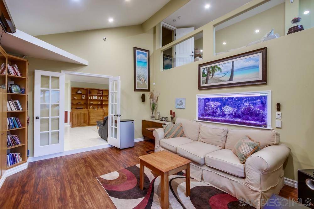 Poway, CA 92064,13122 Coyotero Dr