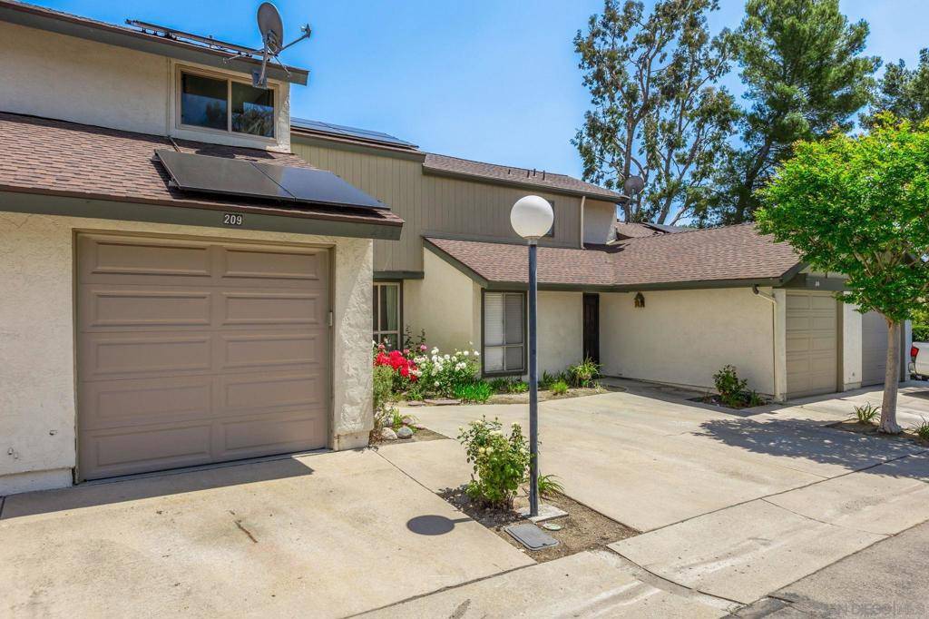 Escondido, CA 92026,209 Crestview Gln