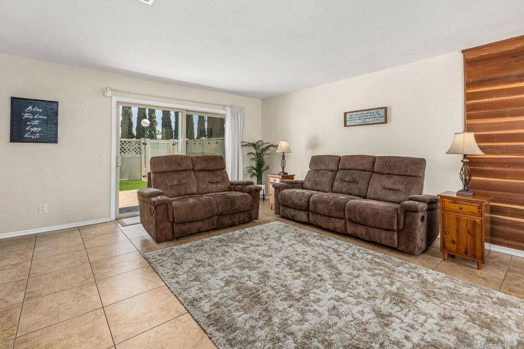 Escondido, CA 92026,209 Crestview Gln