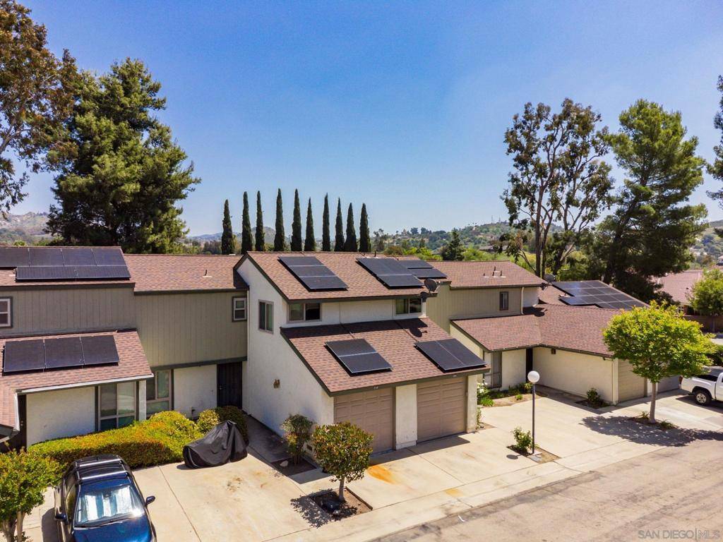 Escondido, CA 92026,209 Crestview Gln