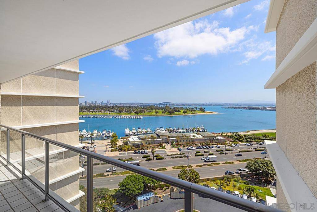 Coronado, CA 92118,1750 Avenida Del Mundo #1210