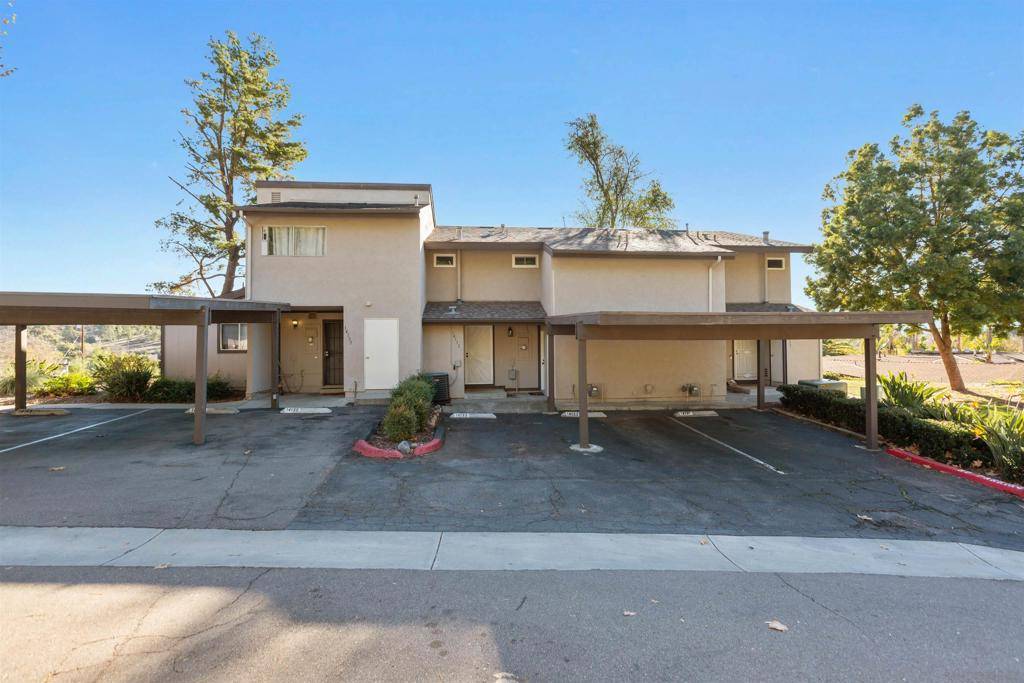 Poway, CA 92064,14133 Tarzana Rd