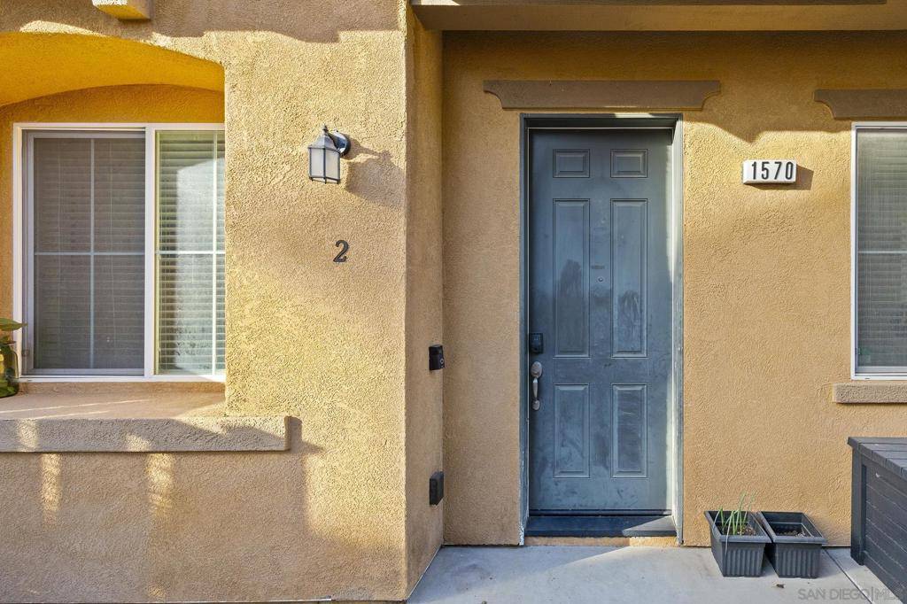 Chula Vista, CA 91913,1570 Calle De La Flor 2 #2