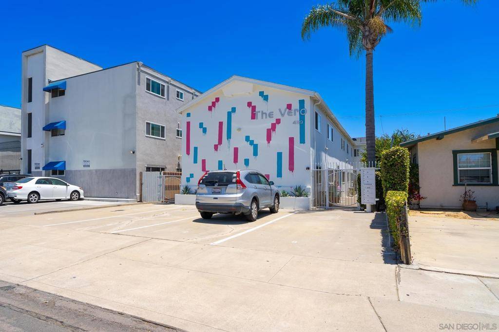 San Diego, CA 92104,4119 Kansas Street
