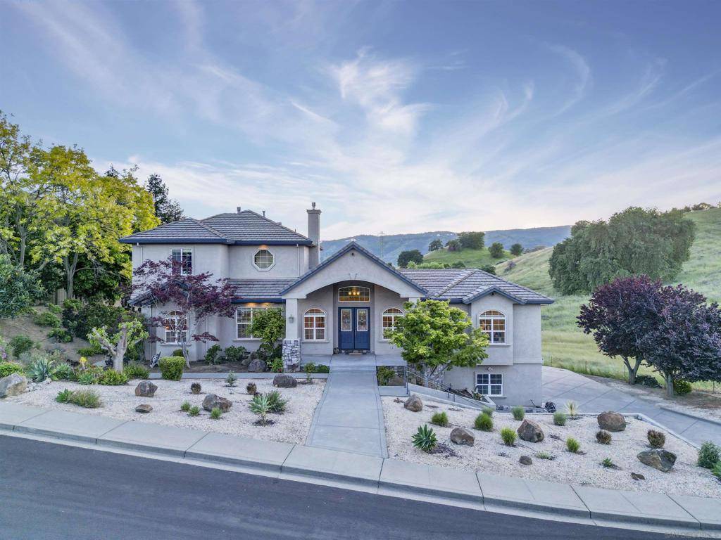 Vacaville, CA 95688,6170 N Vine St