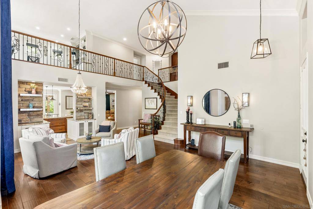 Chula Vista, CA 91914,585 Lone Oak