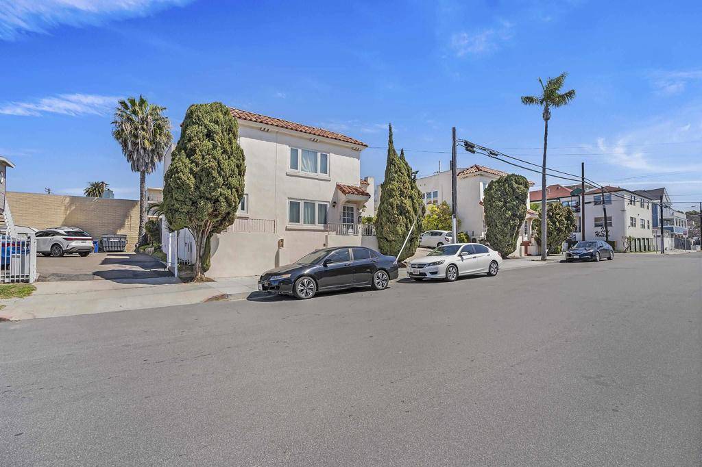 San Diego, CA 92101,130 Ivy St
