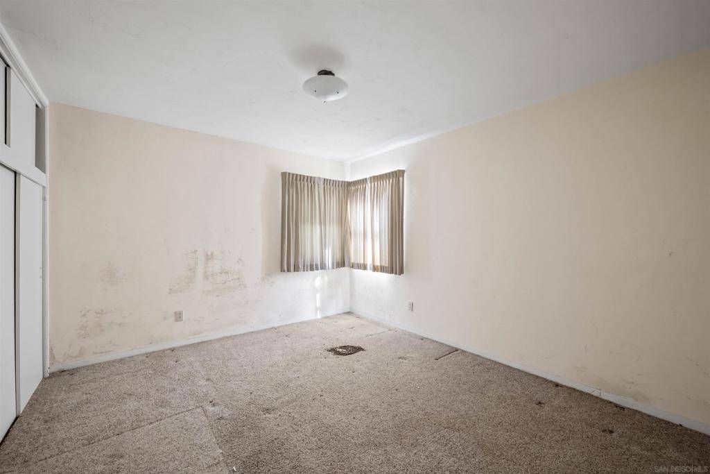 San Diego, CA 92109,1437 Law St