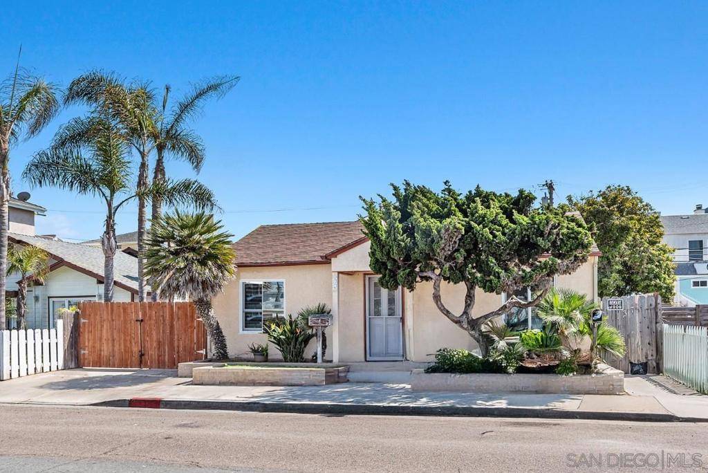 Imperial Beach, CA 91932,135 137 Elm Ave