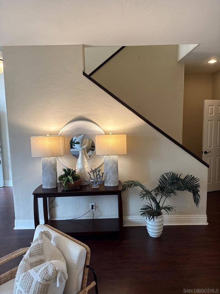 Encinitas, CA 92024,157 Grandview St