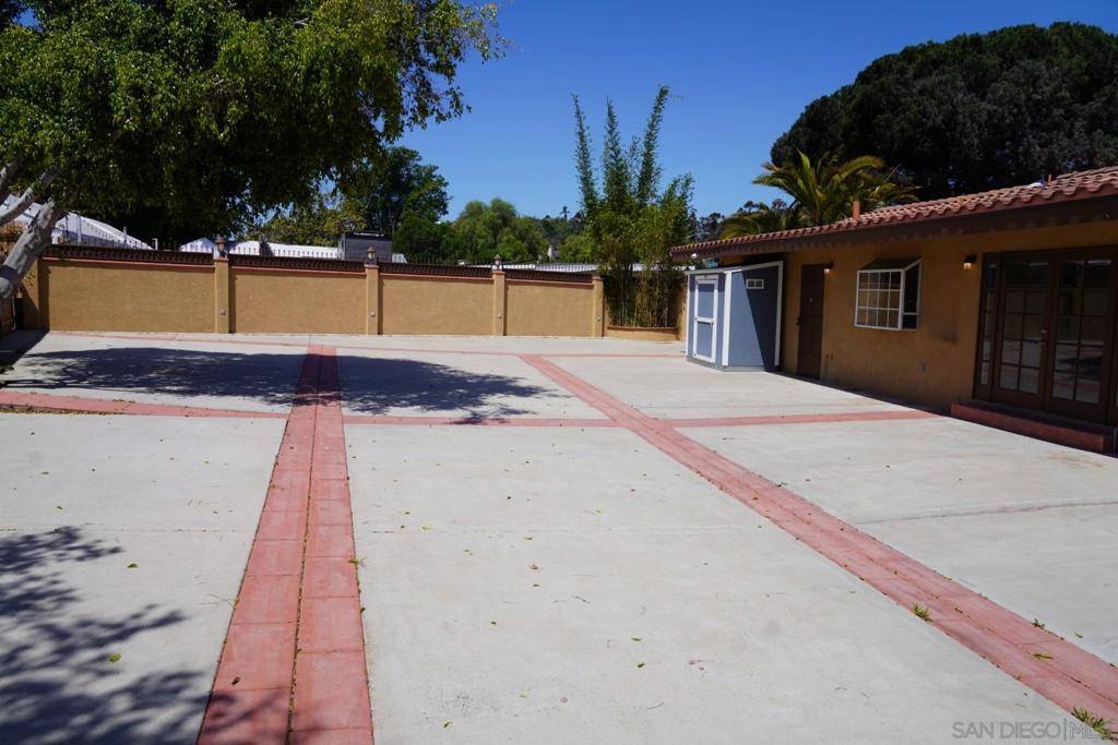 68 E Bonita Rd Chula Vista, CA 91910