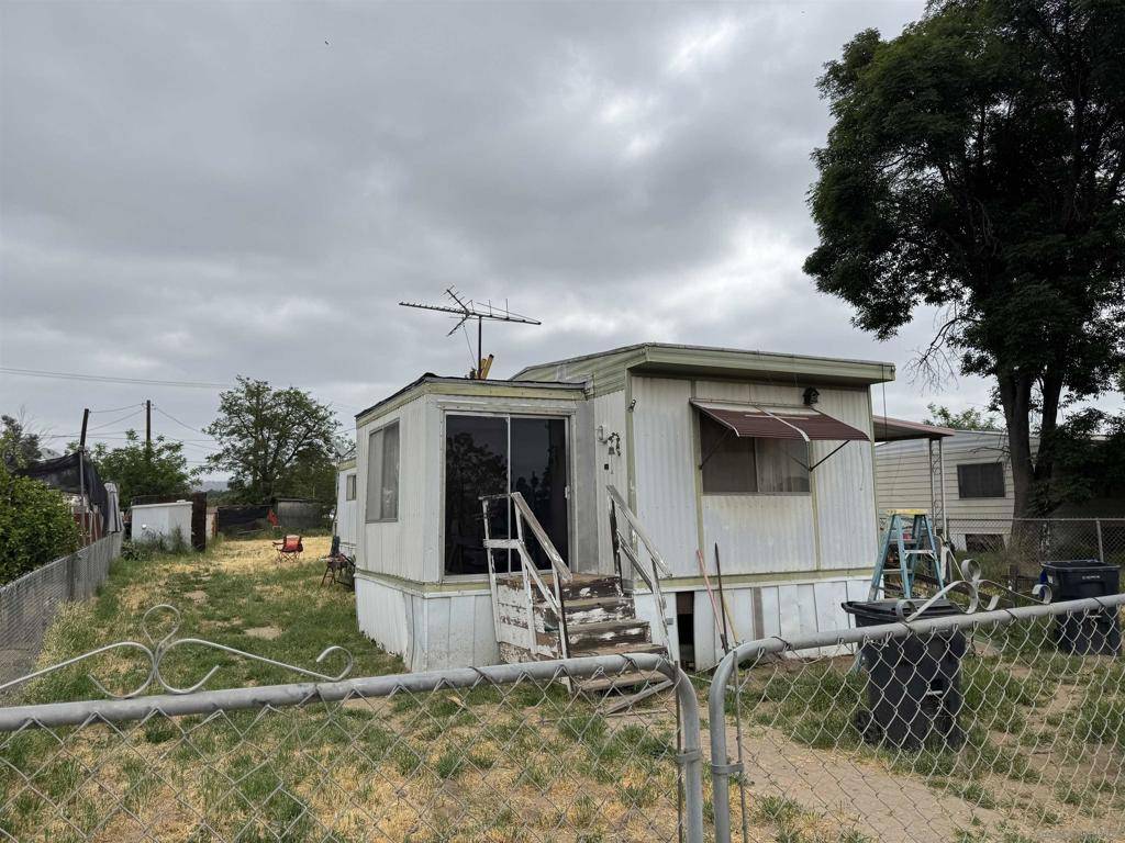 Menifee, CA 92585,27894 Washington Ave