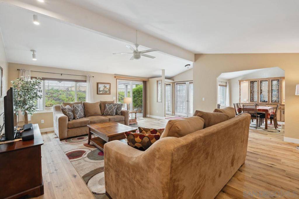 Escondido, CA 92026,1831 Nova Gln