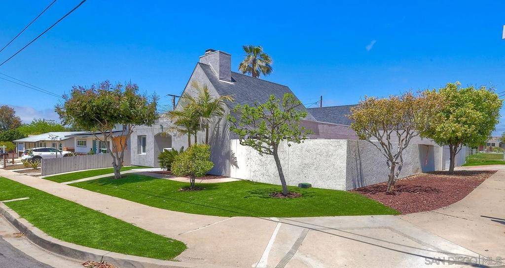 San Diego, CA 92117,3592 Hatteras Ave