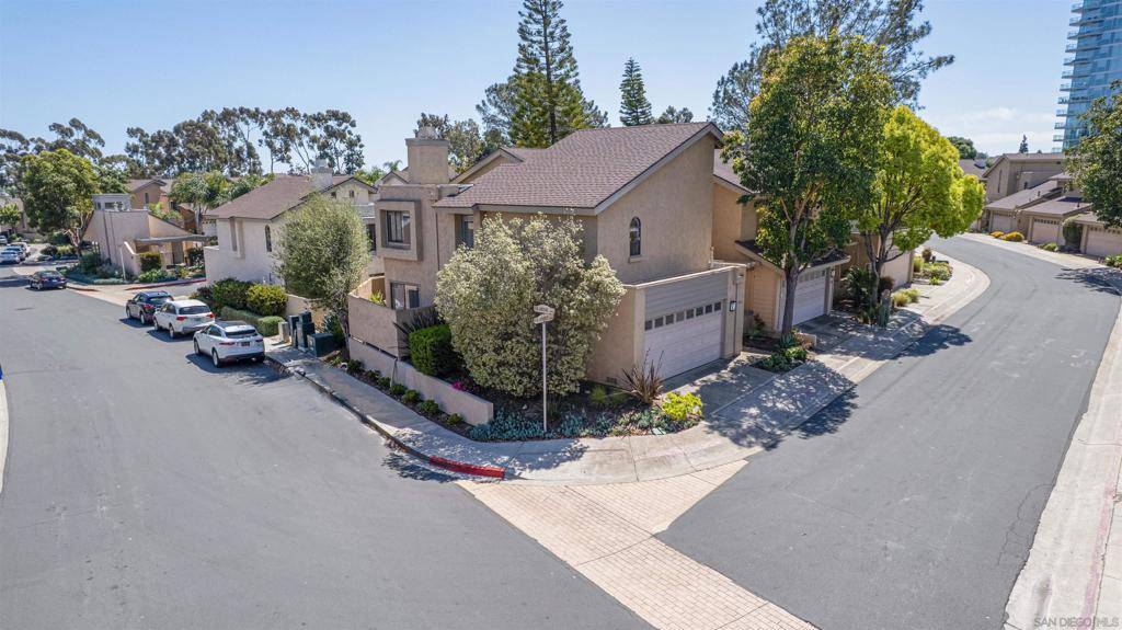 San Diego, CA 92122,4485 Via Amable