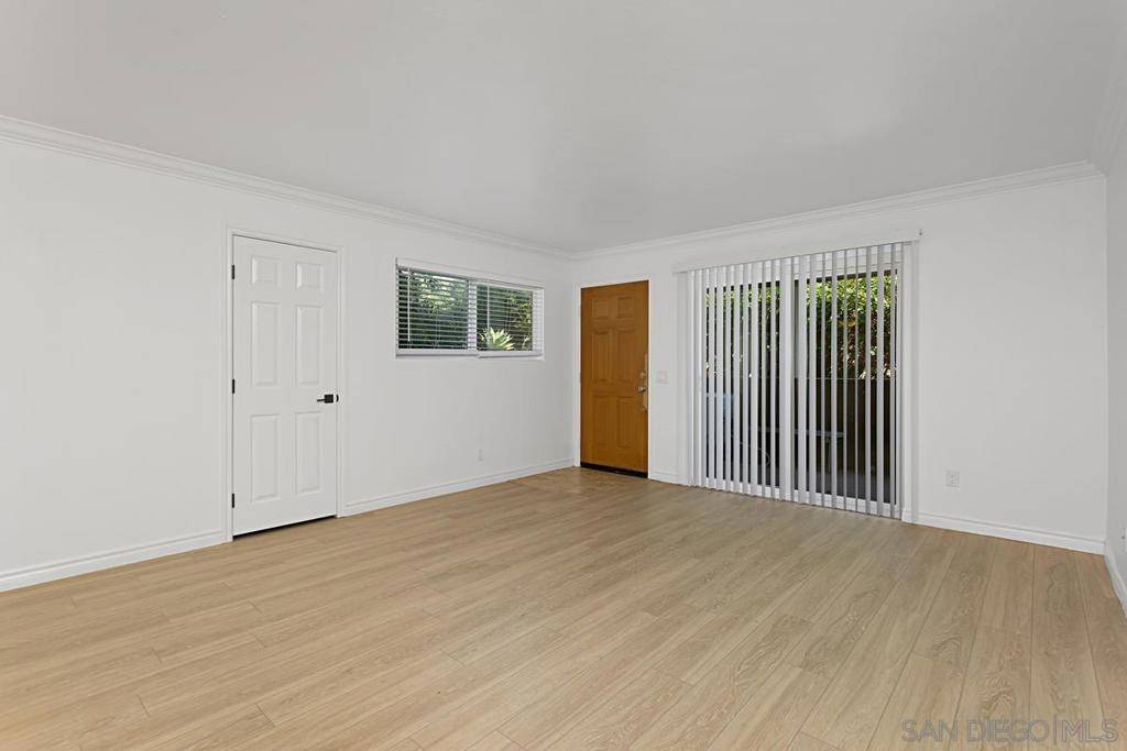 Oceanside, CA 92057,5045 Los Morros Way #78