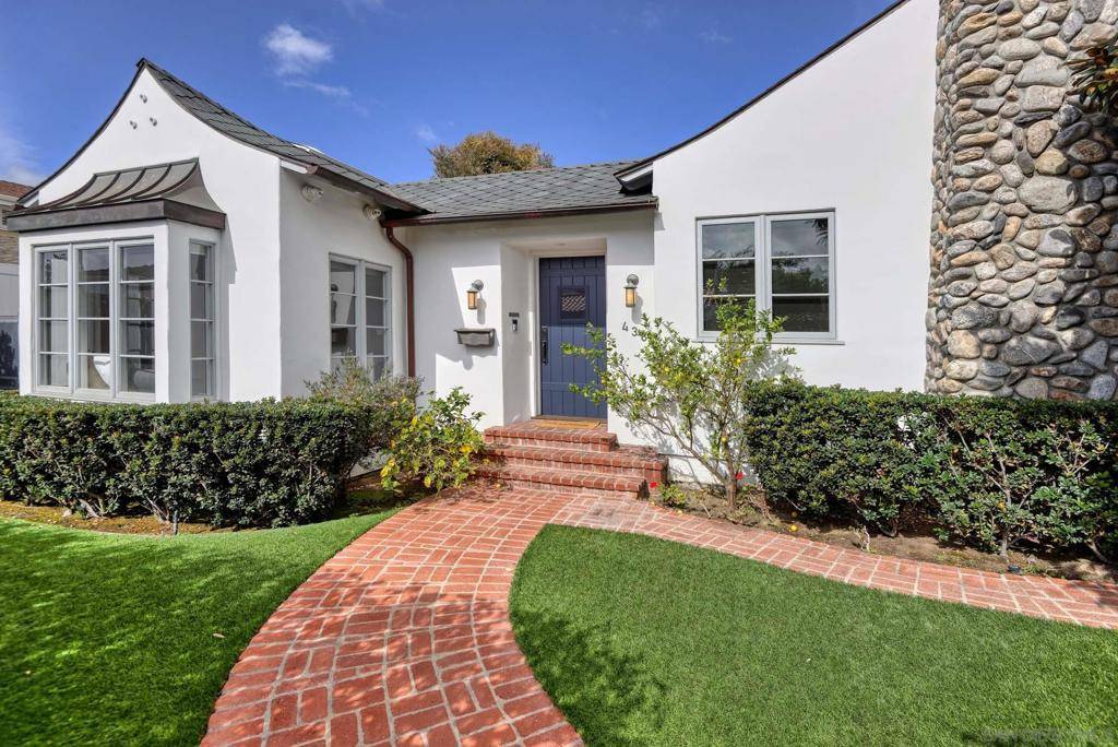 La Jolla, CA 92037,438 Sea Lane