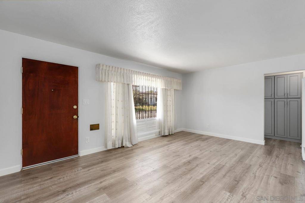 San Diego, CA 92115,6504 Bradford St