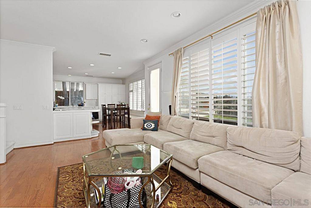 1537 Turquoise Dr Carlsbad, CA 92011