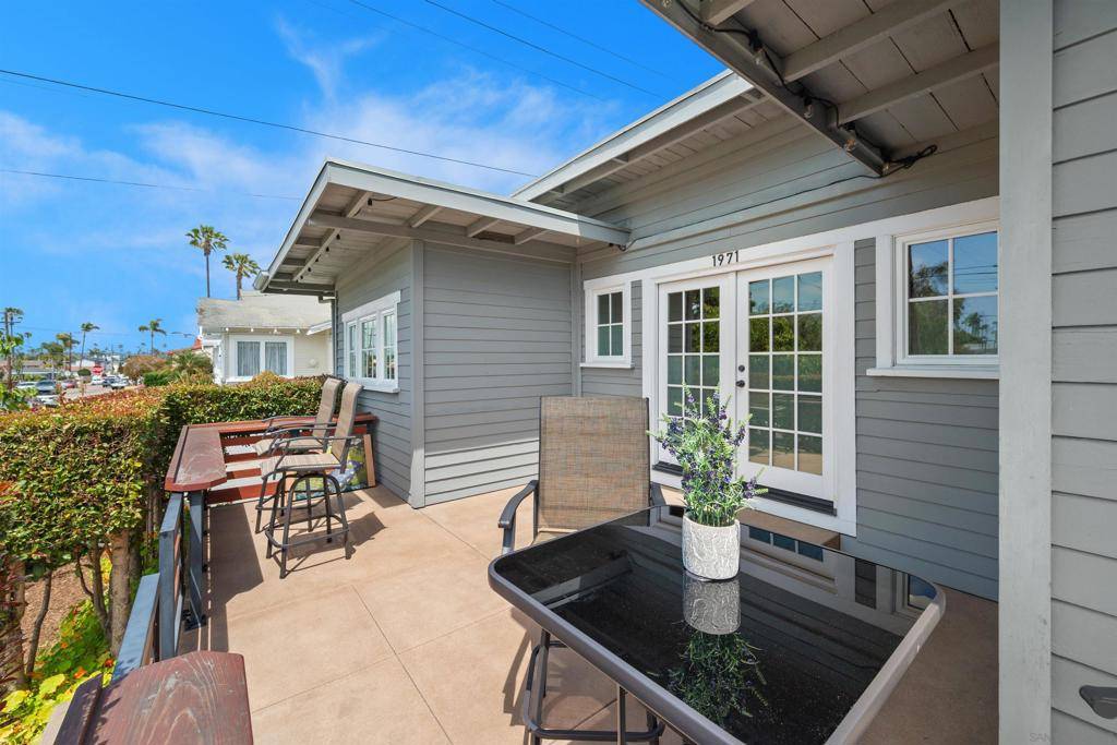 San Diego, CA 92107,1971 Ebers Street