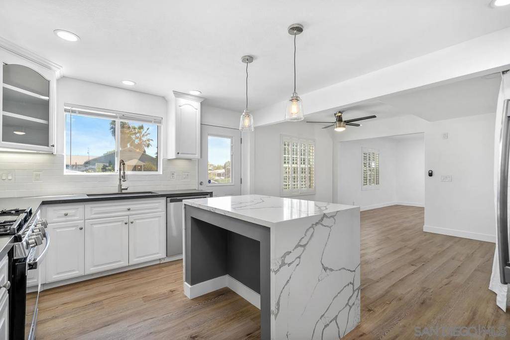 La Mesa, CA 91941,4003 Paula Street