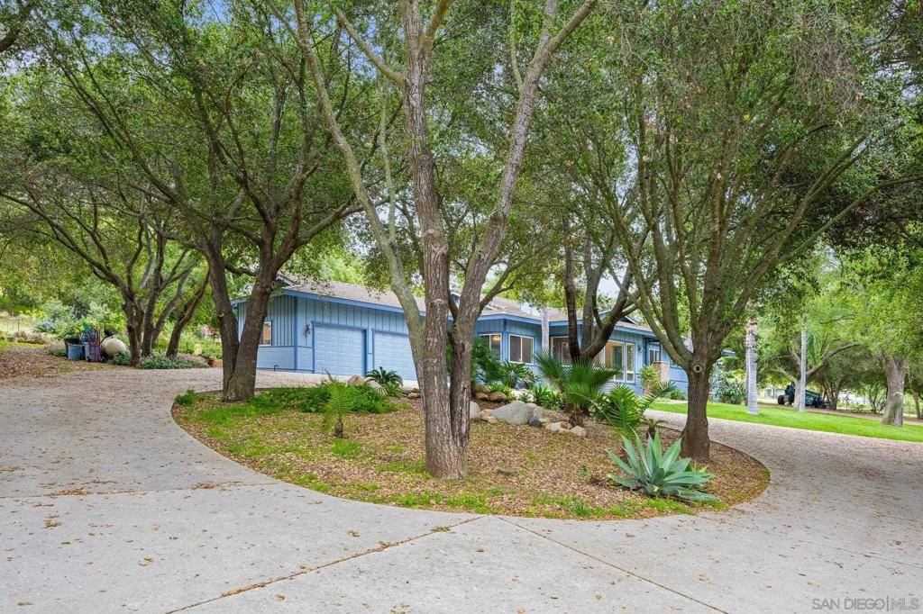 Valley Center, CA 92082,15847 Mac Tan Ln