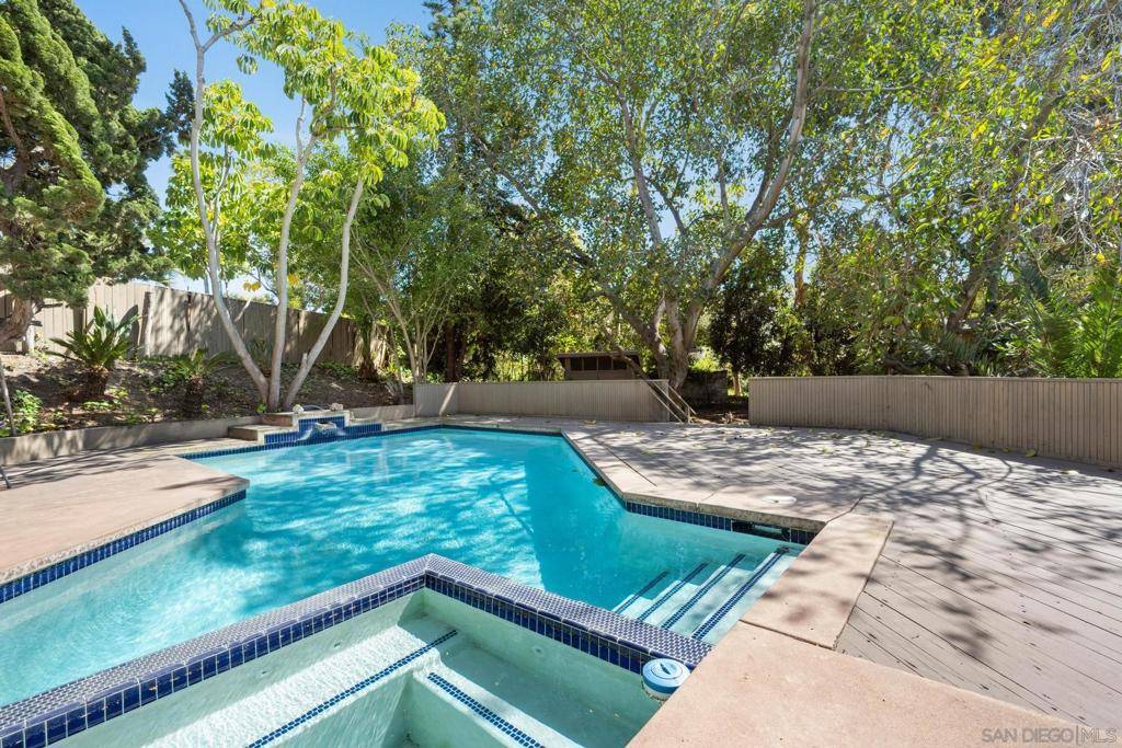 San Diego, CA 92110,2195 Hayden Way