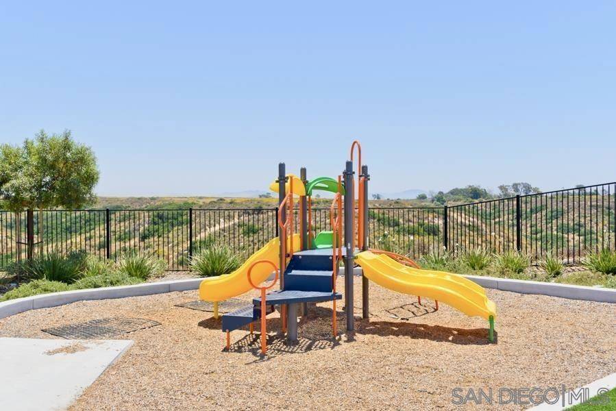 San Diego, CA 92154,1800 Saltaire Place #22