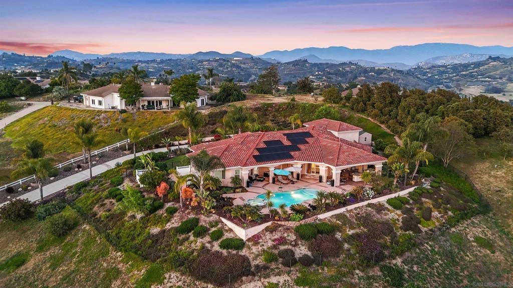 Fallbrook, CA 92028,2224 Dos Lomas