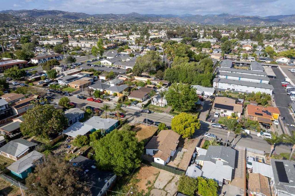 Escondido, CA 92025,717 Park Pl