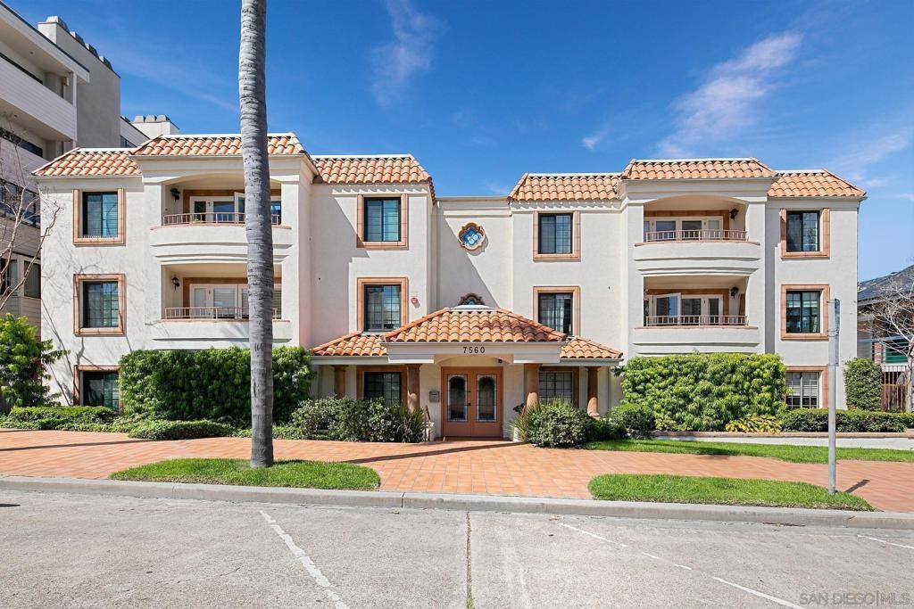 La Jolla, CA 92037,7560 Eads Ave #11