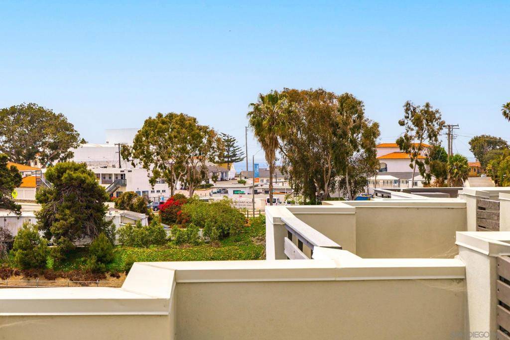 Carlsbad, CA 92008,2511 State St